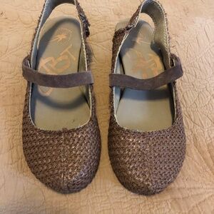 OTBT Mary Janes dark brown leather and raffia? 7.5